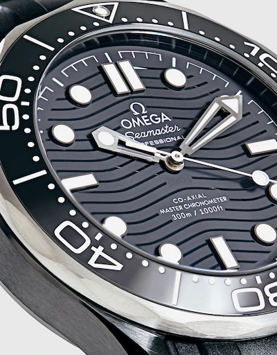 潛水300米系列 43.5mm 同軸擒縱大師天文台陶瓷腕錶