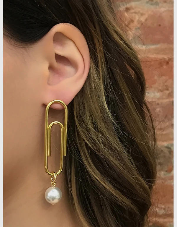 Joomi Lim 不對稱珍珠和巨型迴紋針耳環