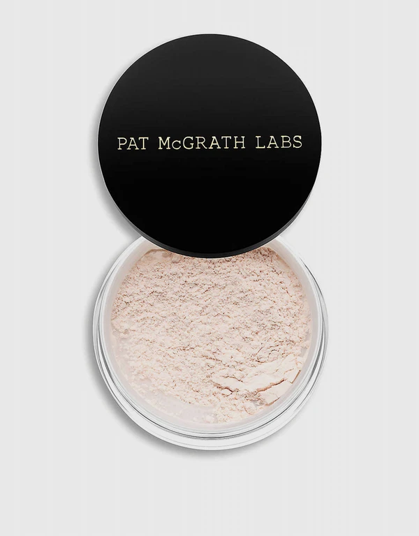 Pat Mcgrath Labs Sublime Perfection Setting Powder-Light 1