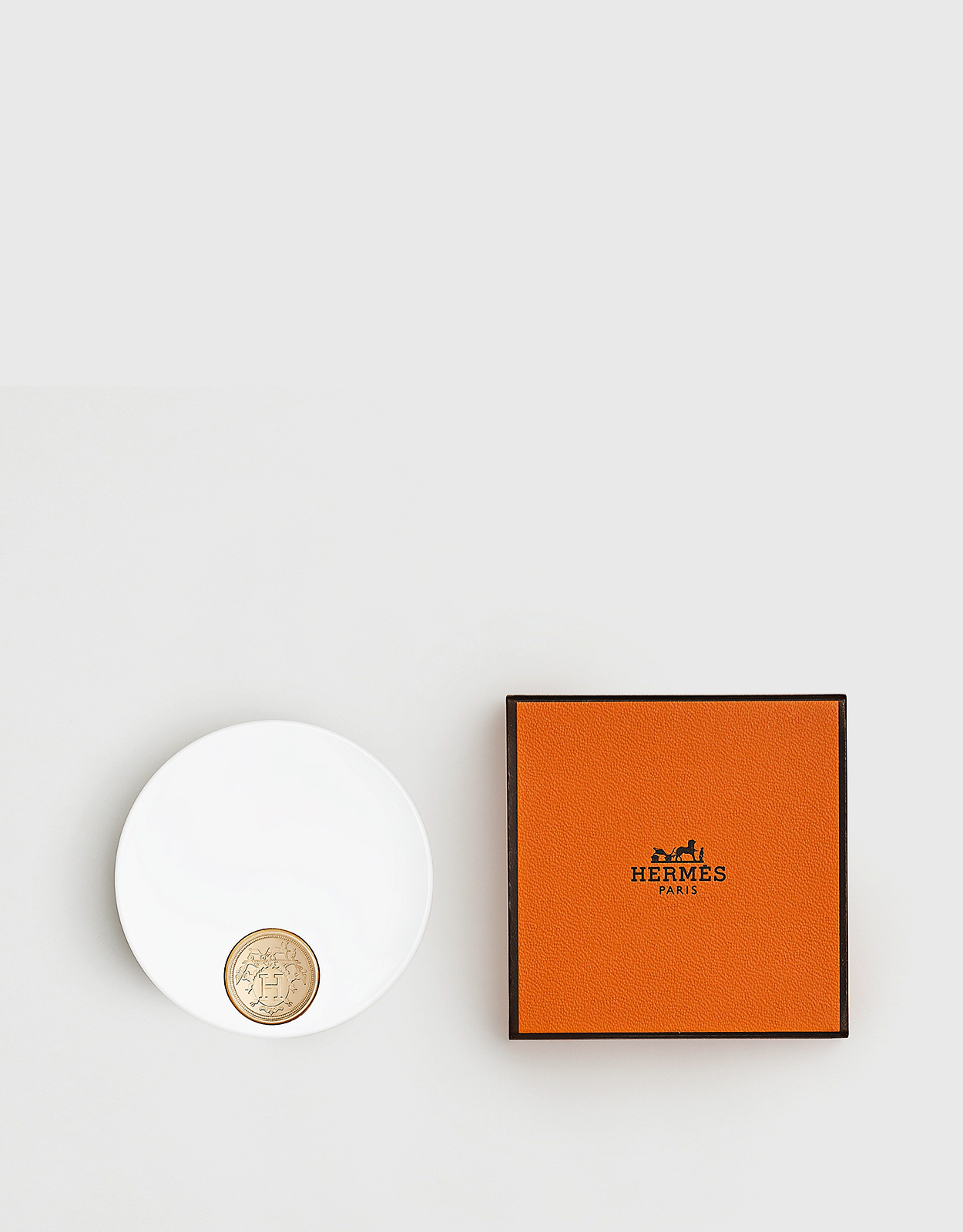 Hermès Beauty Plein Air Radiant Matte パウダー-Nuage (メイクアップ