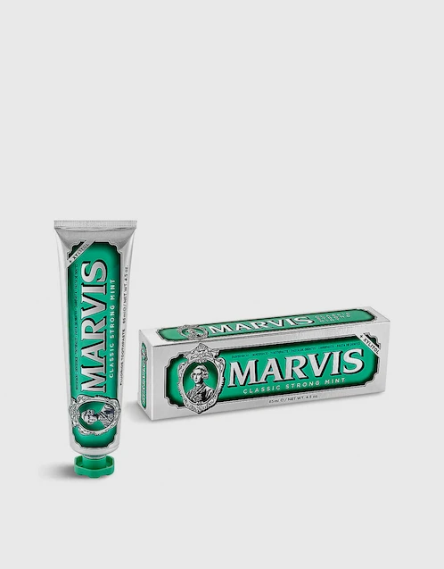 Classic Strong Mint Toothpaste With Xylitol 85ml