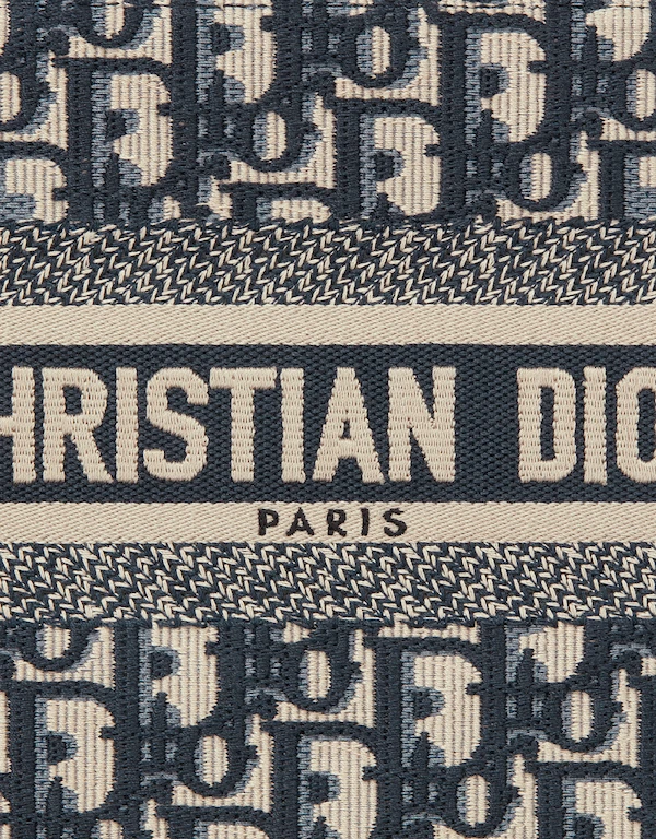 Dior Book Tote 小型藍色斜紋刺繡托特包