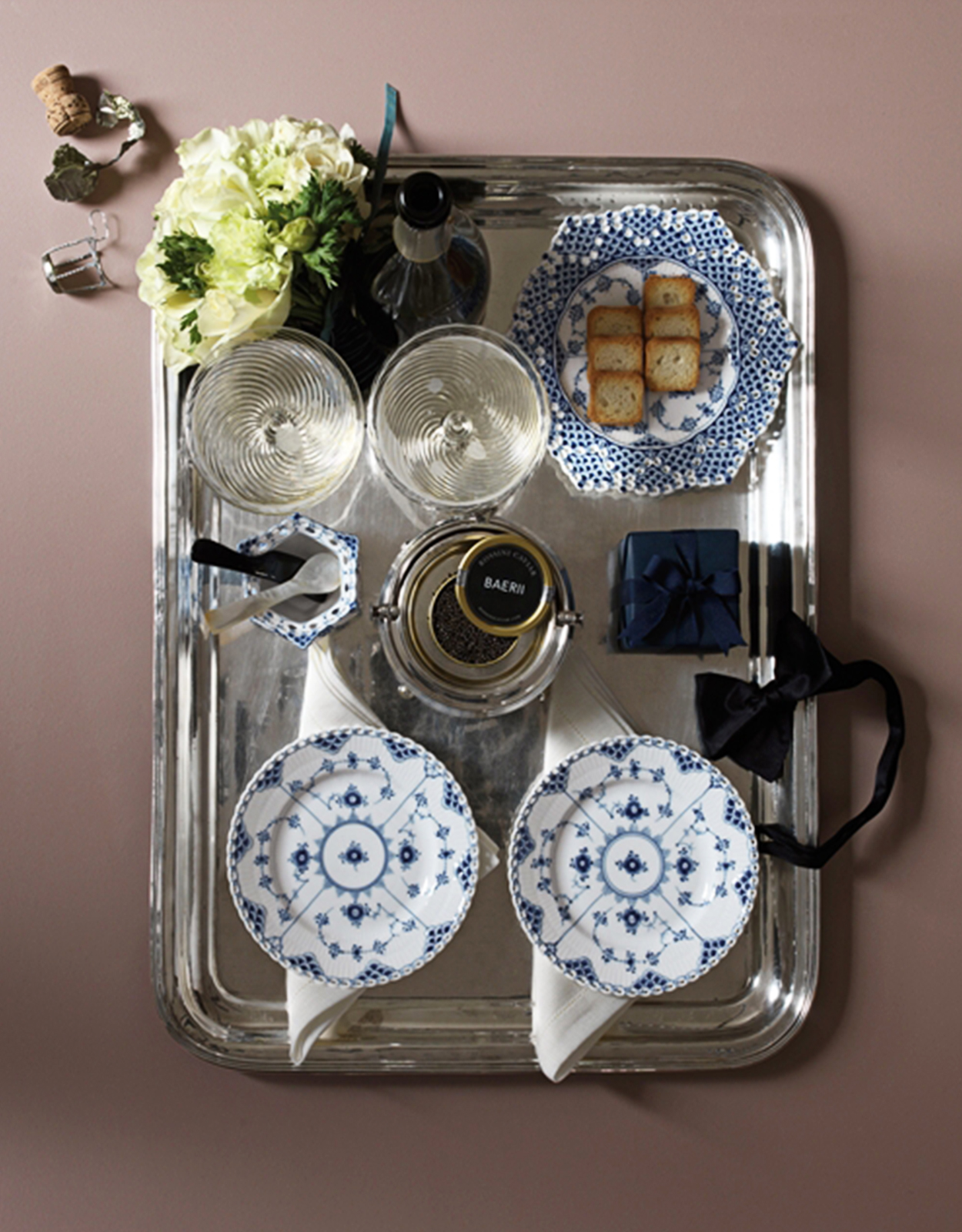 Royal Copenhagen Blue Fluted Half Lace 19cm Lunch Plate (テーブル