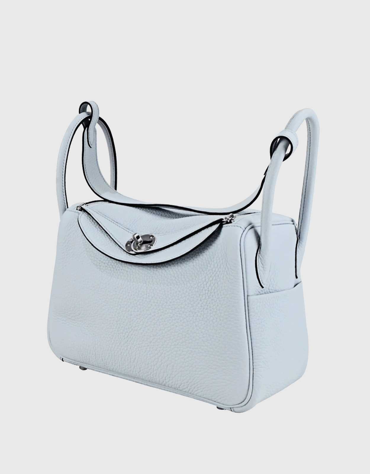 Hermès Hermès Lindy 26 Taurillon Clemence Leather Handbag-Bleu Pale Silver  Hardware (Top Handle)