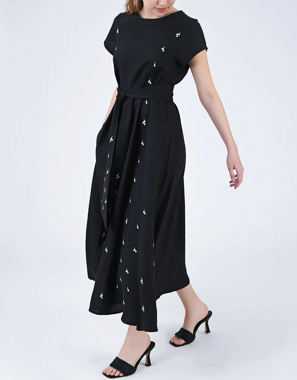 Fanm Mon Zambak Linen Tie Front Floral Embroidery Maxi Dress-Black