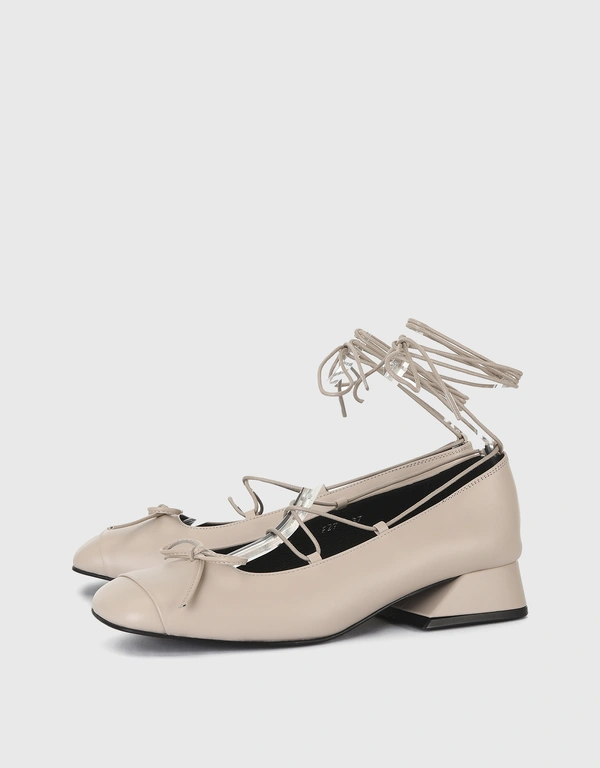 YIEYIE Susie Lace-up Flats