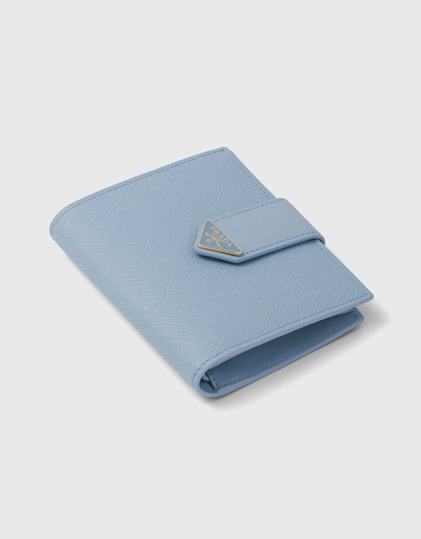 Prada Saffiano 皮革琺瑯三角形徽標雙折短夾