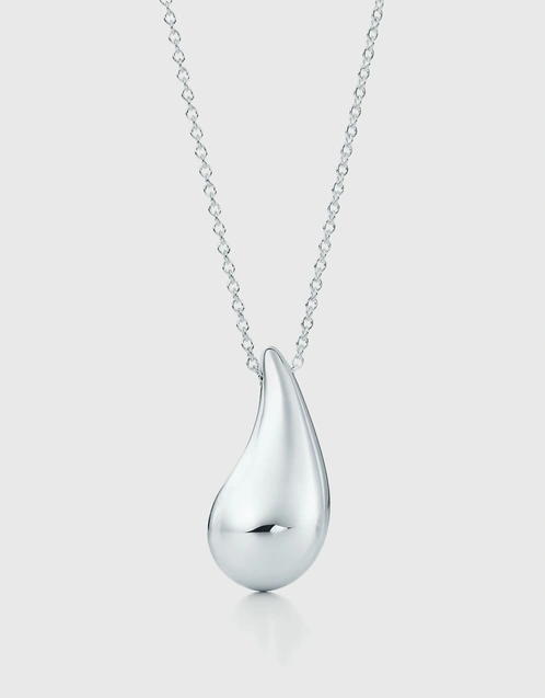 Elsa Peretti Teardrop Small Sterling Silver Pendant Necklace