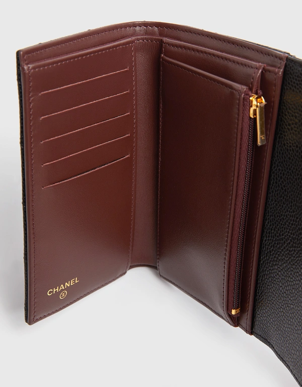 Classic Medium Flap Wallet In Grained Calfskin With Gold Hardware