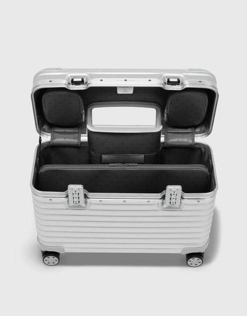 Rimowa Original Pilot Case 17" Luggage-Silver