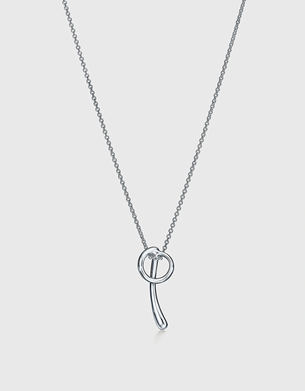 Tiffany & Co. Elsa Peretti Small Sterling Silver Alphabet Letter Q Pendant Necklace