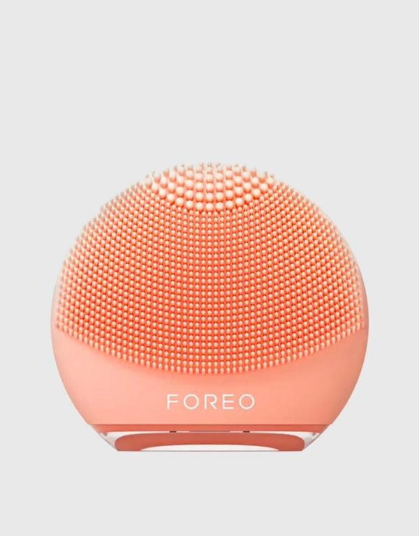 Foreo Luna 4 Go Facial Cleansing And Massaging Device-Peach Perfect