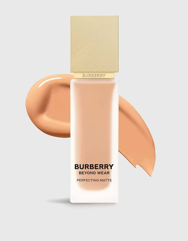 Burberry Beauty Beyond Wear Perfecting Matte Foundation-70 Medium Cool