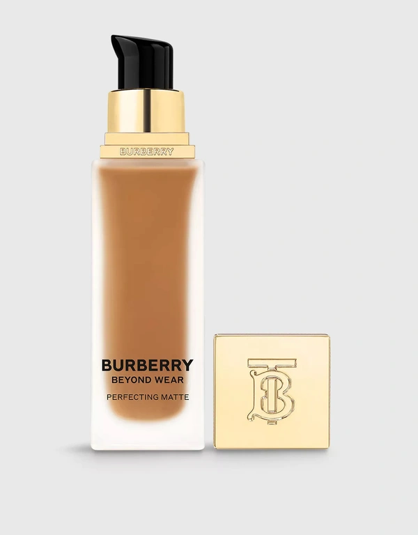 Burberry Beauty Beyond Wear Perfecting Matte Foundation-110 Deep Neutral