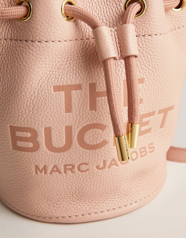 Marc Jacobs The Bucket Full Grain Leather Crossbody Bag