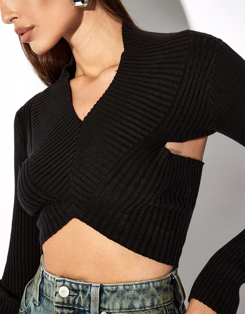 Long Sleeve Cropped Knit Top