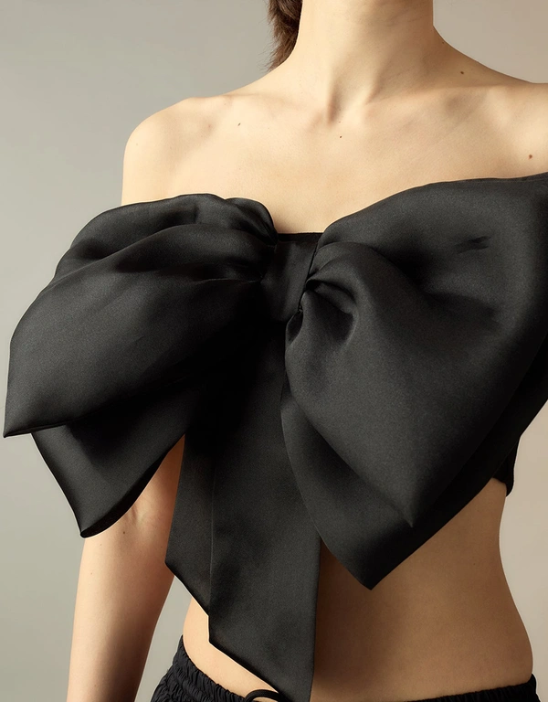Cynthia Rowley Cupid's Bow Bandeau Style Top-Black