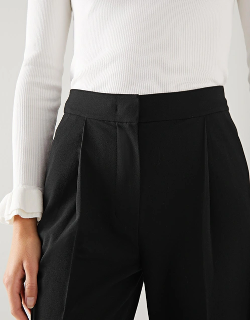 Lilly Crepe Pants-Black