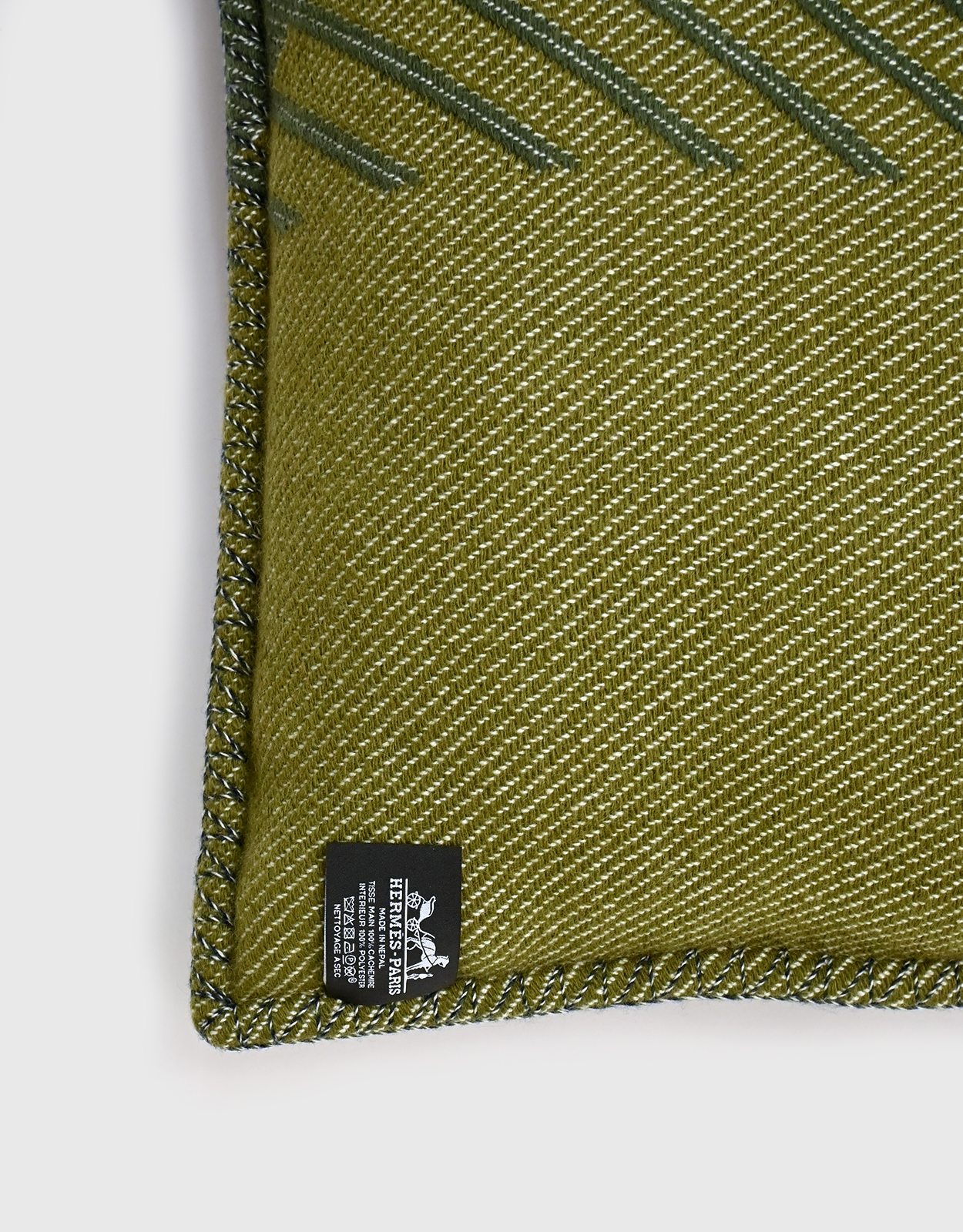 Hermès Hermès H Diagonale Cashmere Pillow (ホームテキスタイル