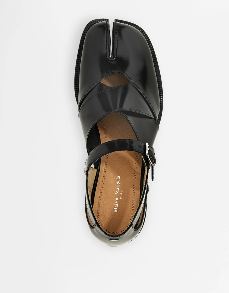 【 Maison Margiela 】 tabiストラップサンダル 36½ Maison Margiela＊Tabi leather ストラップサンダル＊送料込 (Maison