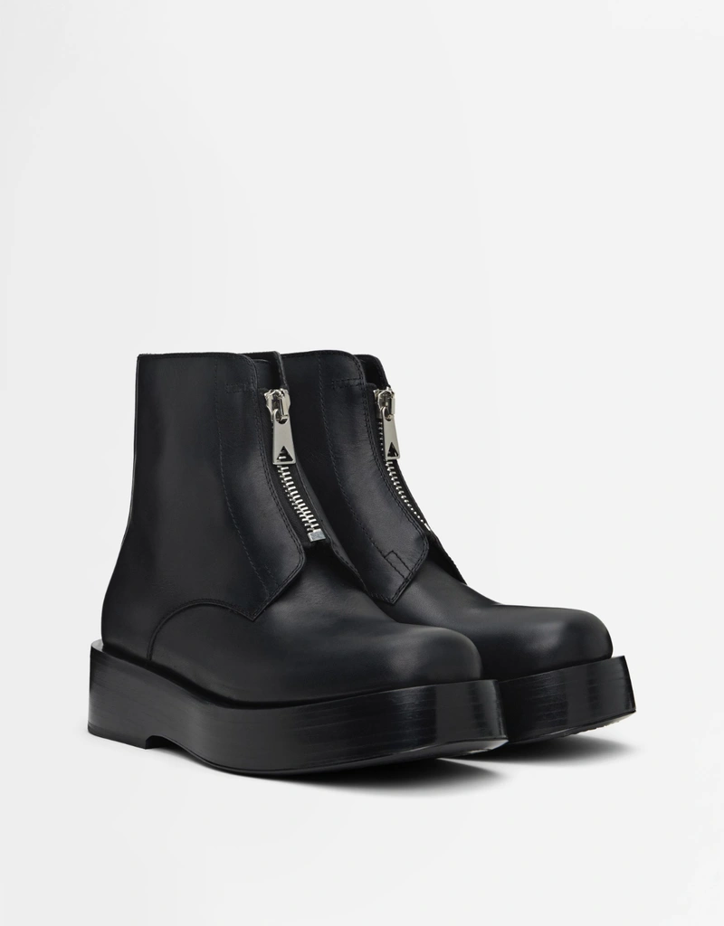 Bottega Veneta Men's Torino Calf Leather Ankle Boots () IFCHIC.COM