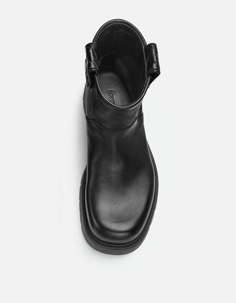 Bottega Veneta Men's Haddock Calfskin Ankle Boots () IFCHIC.COM
