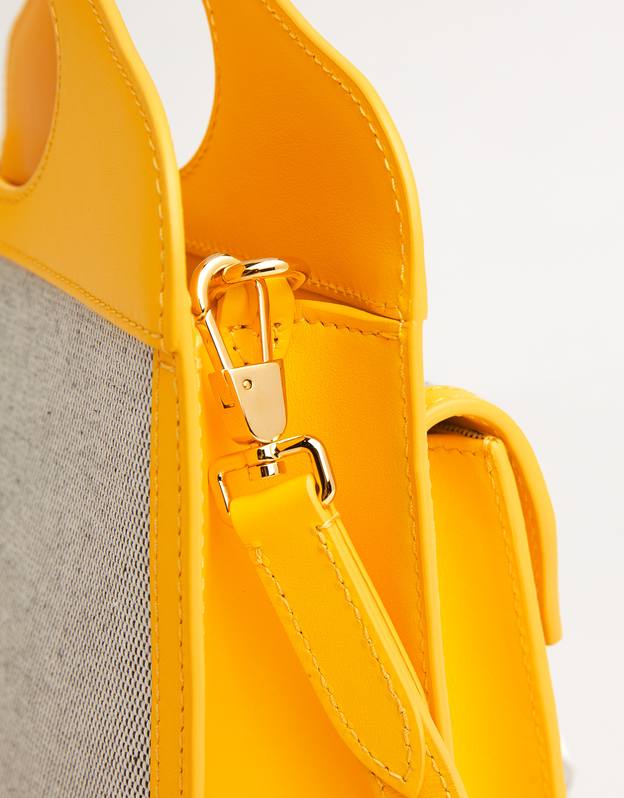 Burberry Lola Mini Canvas Pocket Crossbody Handbag () IFCHIC.COM