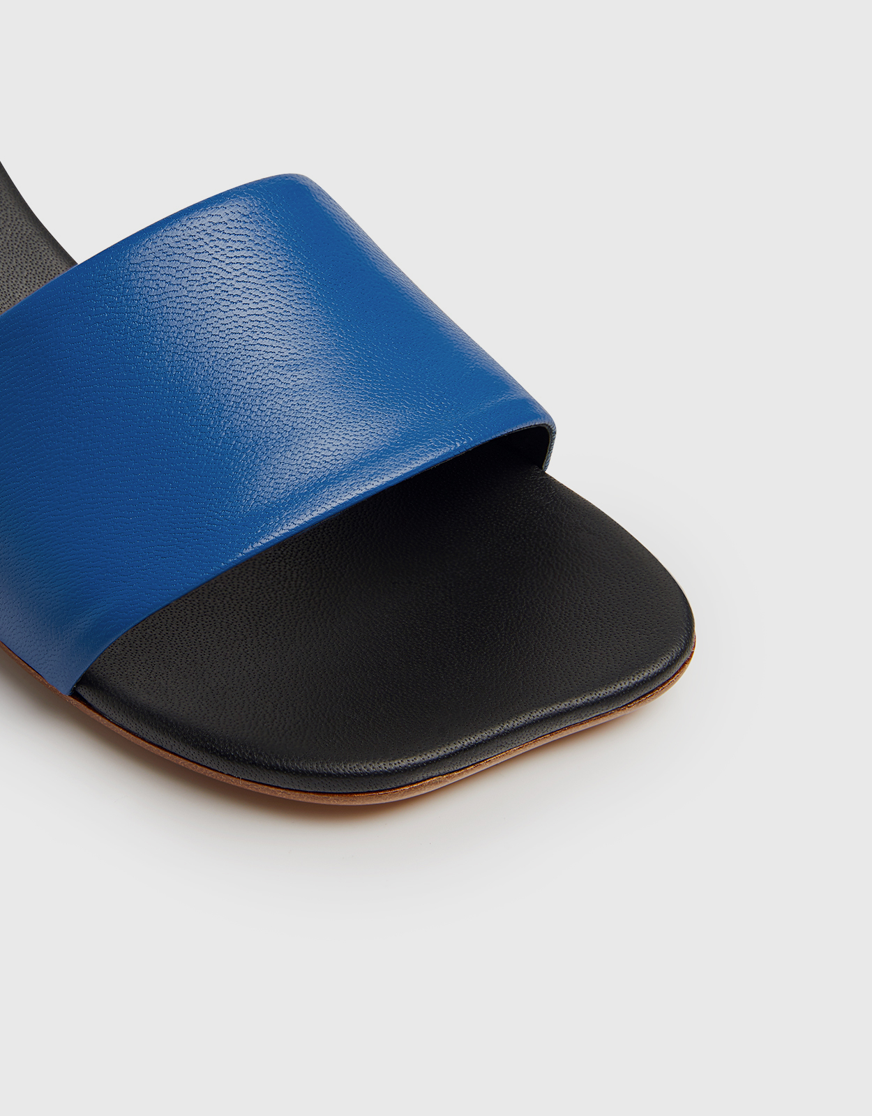 MM6 MAISON MARGIELA ミュール MM6 Maison Margiela Block ヒール付きミュール (ミュール) IFCHIC.COM