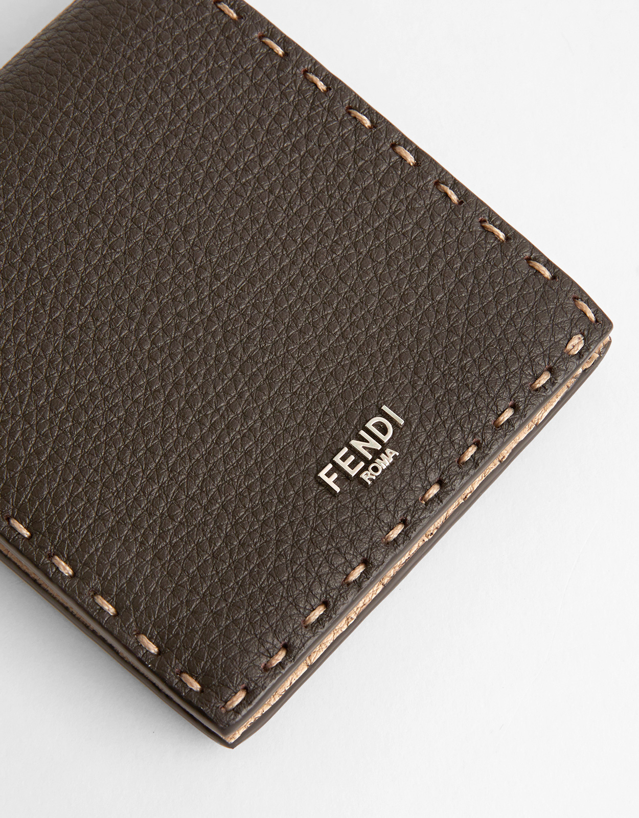 Fendi Men's Selleria Leather Bi-Fold Wallet () IFCHIC.COM