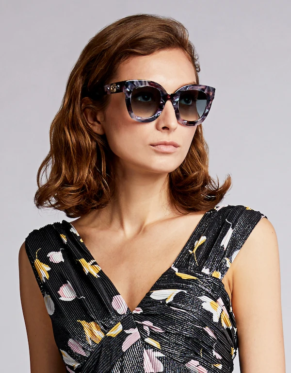 Gucci Star Embellished Tortoise Square Sunglasses