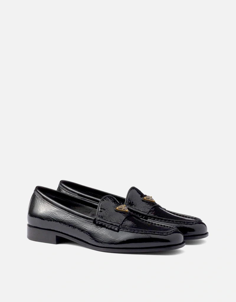 Prada エナメル加工ラムレザー ローファー () IFCHIC.COM