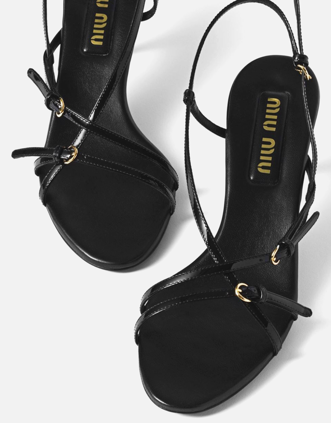 Miu Miu カーフスキン パテントレザー バックル ミッドヒールサンダル