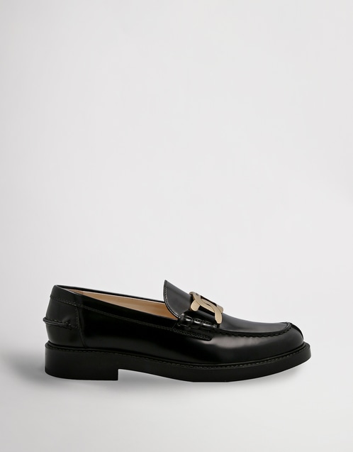 Tod's レザー メタルロゴ チェーンローファー (フラット) IFCHIC.COM