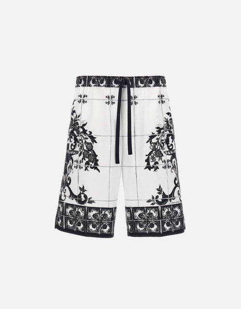 Dolce & Gabbana ショートパンツ | ズボン＆ショートパンツ 新作