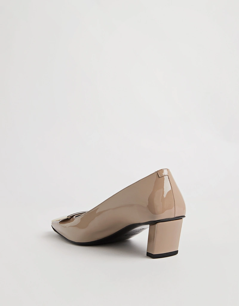 Roger Vivier Belle Vivier Patent Leather Metal Buckle キャット