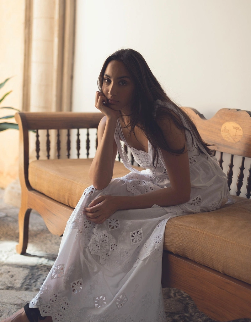 Miguelina Juniper Rhombus Cotton Embroidery Dress- Pure White (Dresses)  IFCHIC.COM