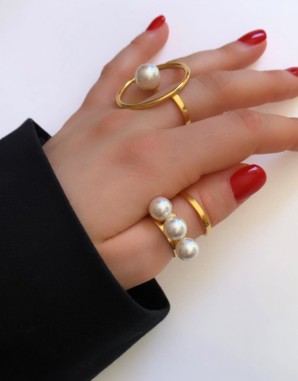 Modern Meena Double Finger Ring – Vimova Jewellery