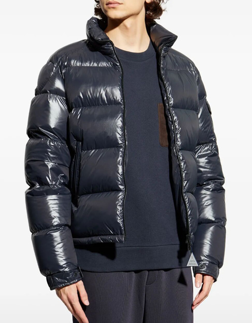 Moncler メンズ Levitha フーデッド ショート ダウンジャケット Moncler メンズ Levitha フーデッド ショート ダウンジャケット