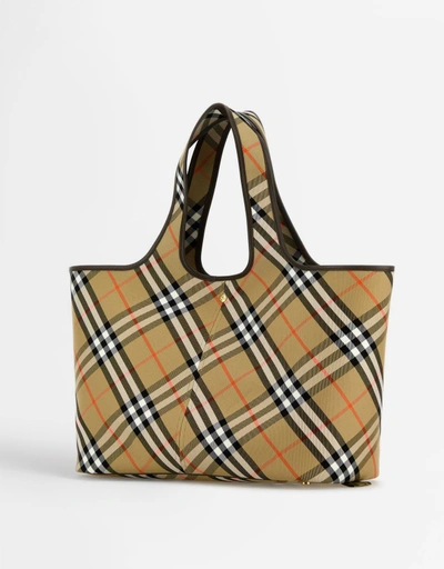 Burberry ハンドバッグ | バッグ 新作・セール | IFCHIC ジャパン公式