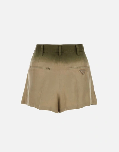 Prada ショートパンツ | アパレル 新作・セール | IFCHIC ジャパン公式