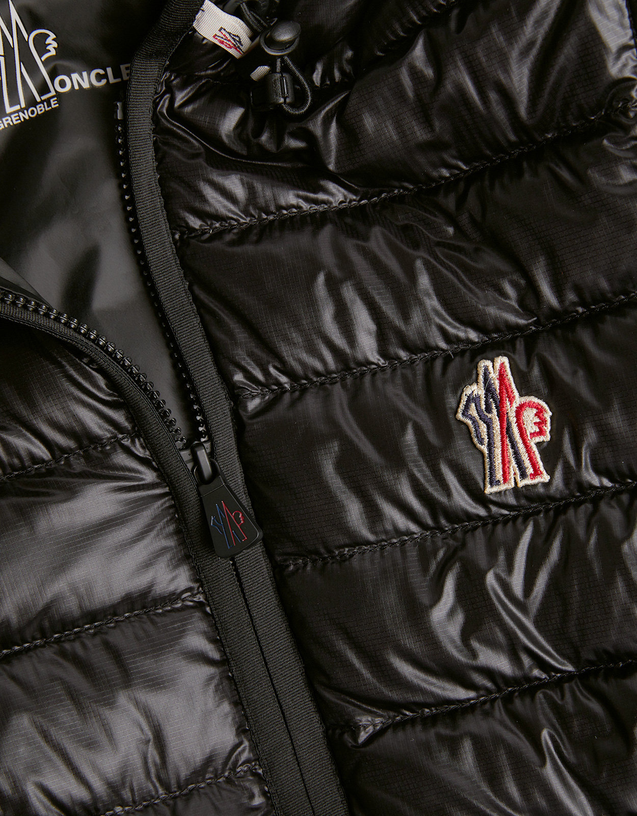 Moncler Grenoble Karura 2-in-1 Short Hooded Down Jacket (Coats and