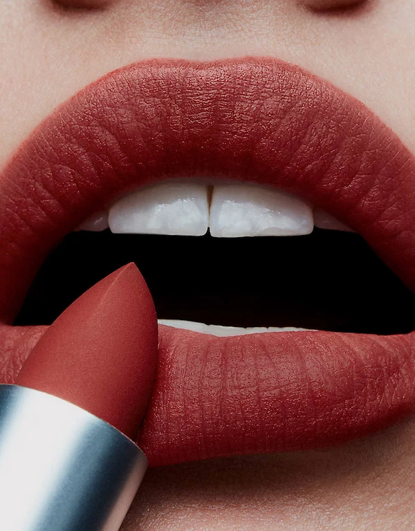 Powder Kiss Matte Lipstick-Devoted To Chili