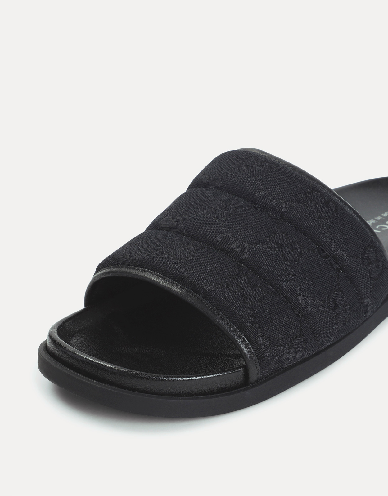 Gucci メンズ GG キャンバススリッパ (すべての新品,シューズ) IFCHIC.COM