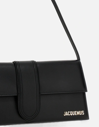JACQUEMUS ブラックレザー ショルダーバッグ Jacquemus Small Oval Calfskin Leather Shoulder Bag | Black | FARFETCH