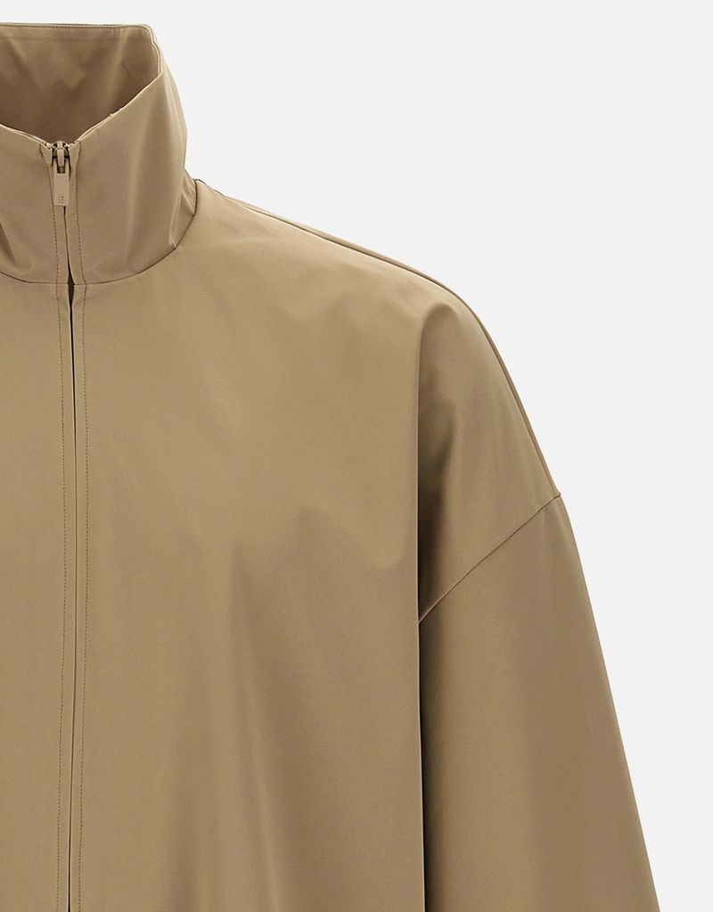 Fear Of God Essentials メンズ スポーティー 防水ナイロン ハイネック