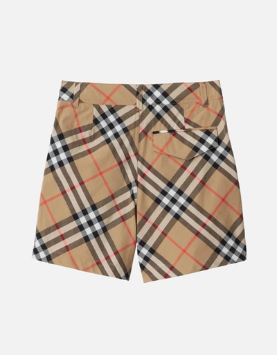 Burberry Kids 新作・セール | IFCHIC ジャパン公式サイト