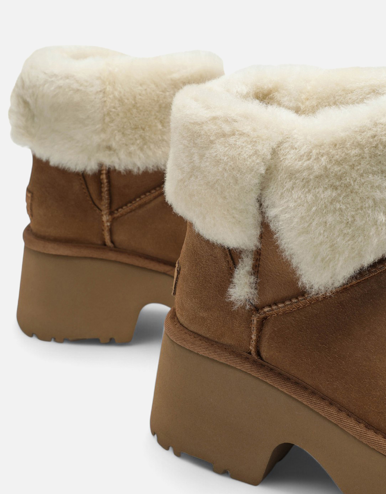 Ugg Chestnut Classic Esmee boots (All New In) IFCHIC.COM