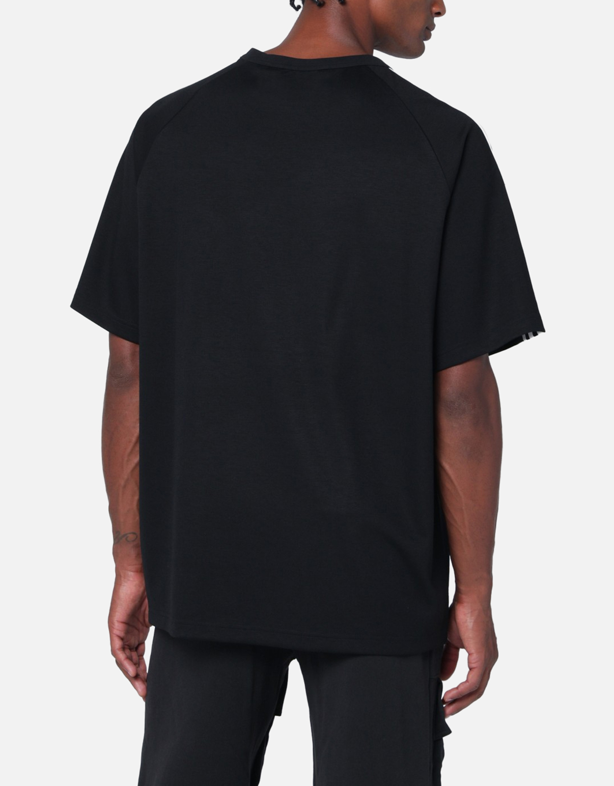 Y-3 メンズ ブラック コットン Tシャツ (アパレル,シャツ) IFCHIC.COM