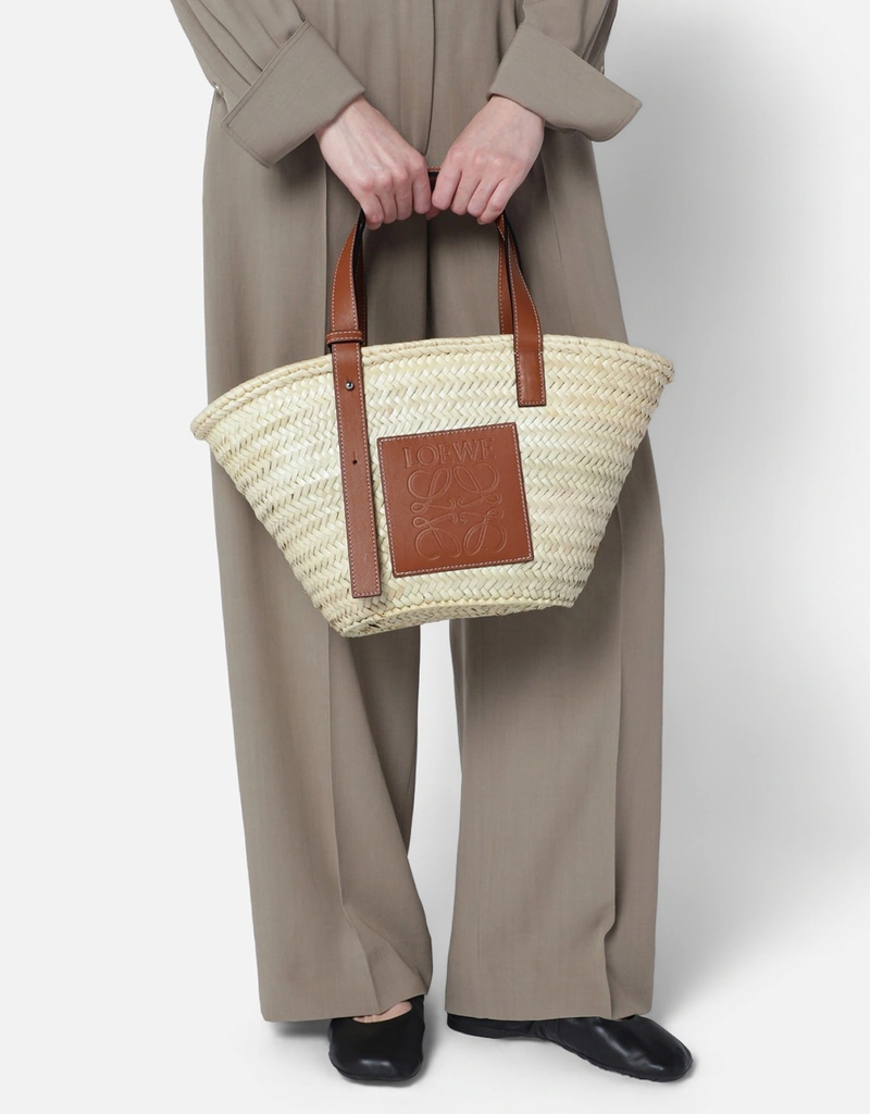 デジパ　15枚 Loewe ヤシの葉とレザーバスケットハンドバッグ (すべての新品) IFCHIC.COM