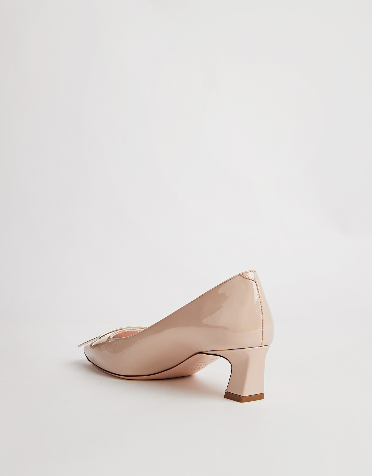 Roger Vivier Trompette Metal Buckle Patent Leather Low-Heeled